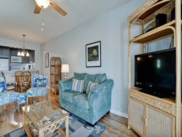 Holmes Beach 2 Bedroom Beach Front Vacation Rental Sleeps 4